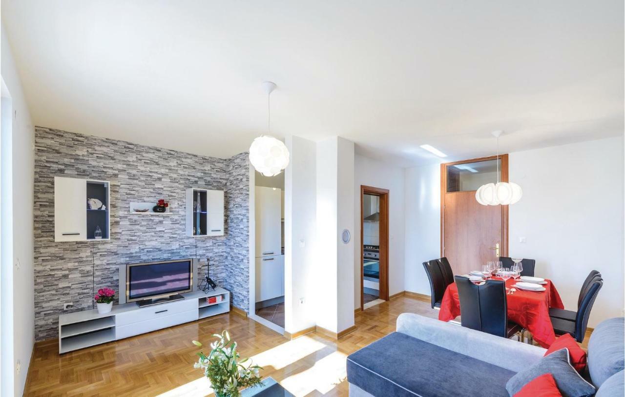 Nice Apartment In Cavtat With Wifi ภายนอก รูปภาพ