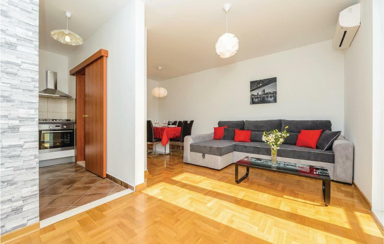 Nice Apartment In Cavtat With Wifi ภายนอก รูปภาพ